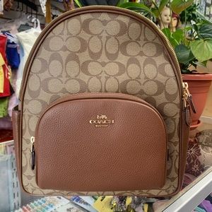COACH BAGPACK